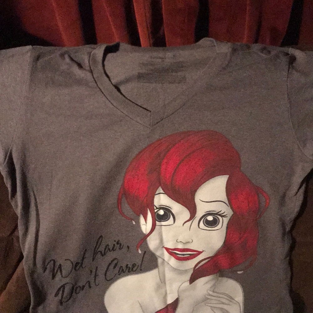 DISNEY V-Neck Little Mermaid Wet Hair Don’t Care